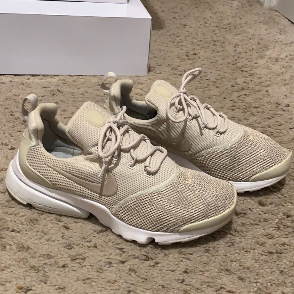 Nike presto shoes! Only worn once!